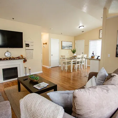 Cozy Condo Minutes From The Sequoia National Park Three Rivers Exterior photo
